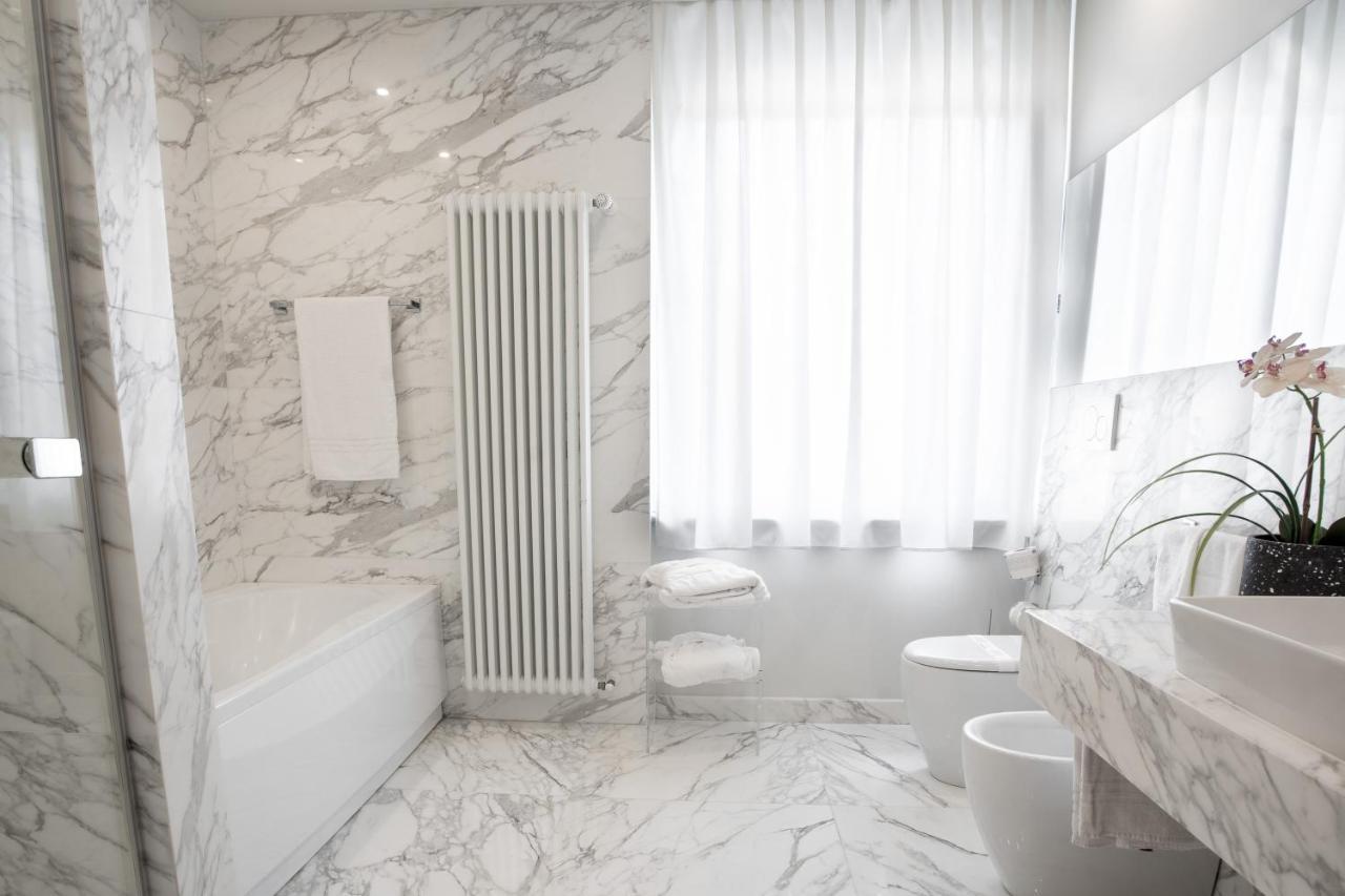 Hotel Michelangelo Карара Екстериор снимка