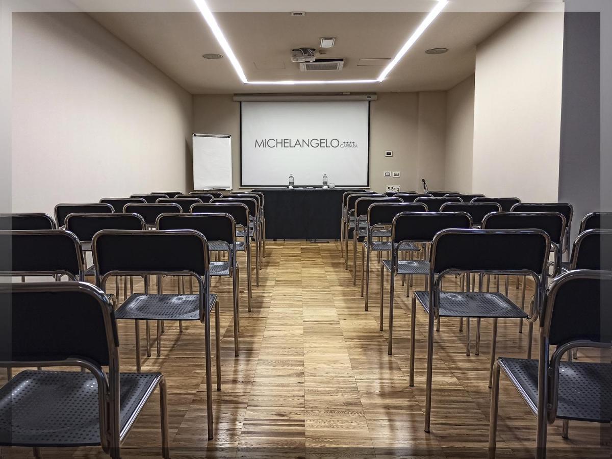 Hotel Michelangelo Карара Екстериор снимка